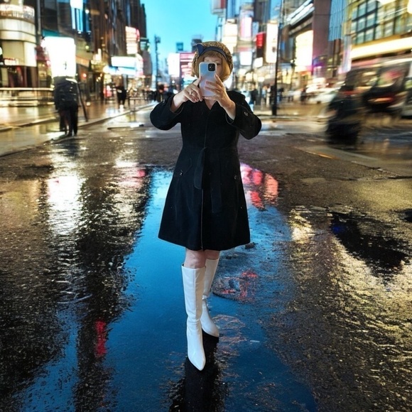 Gallery Jackets & Blazers - Gallery velvet coat size M,washable, bubble like skirt, vintage? Excellent shape